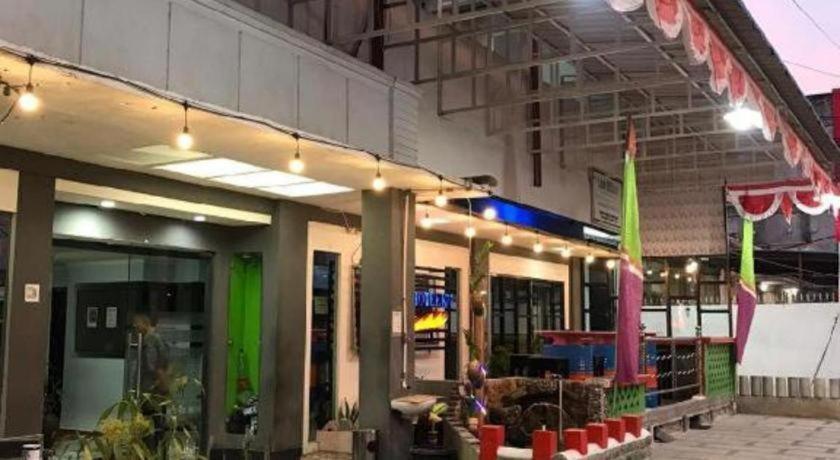 Hotel K77 Dumai Kültér fotó